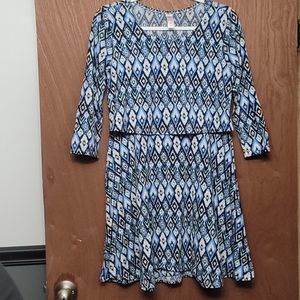 𝅺GIRLS size 18 aztec print dress from justice.